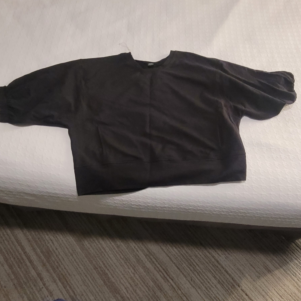 Black Short sleeve women sweat shirt